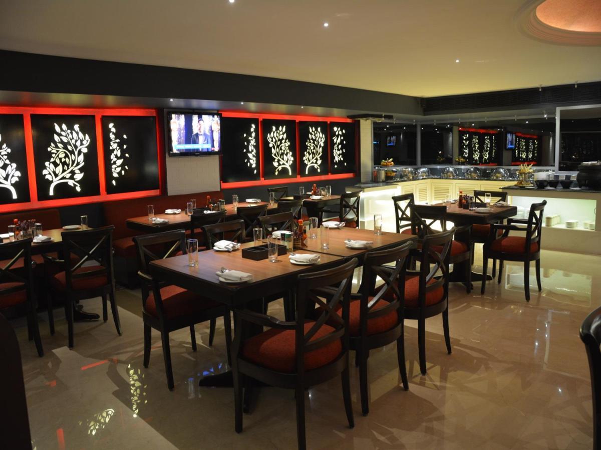 Hotel The Sonnet Jamshedpur Esterno foto
