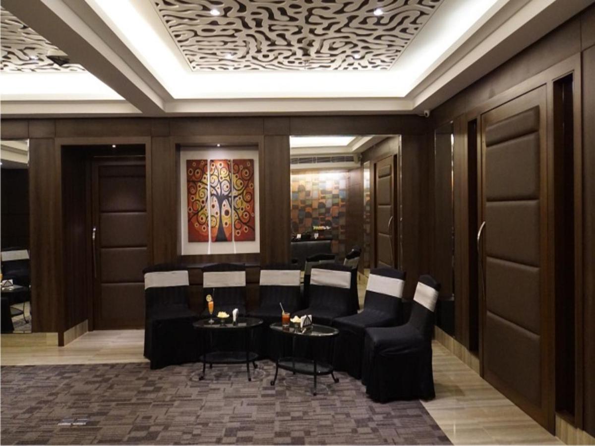 Hotel The Sonnet Jamshedpur Esterno foto