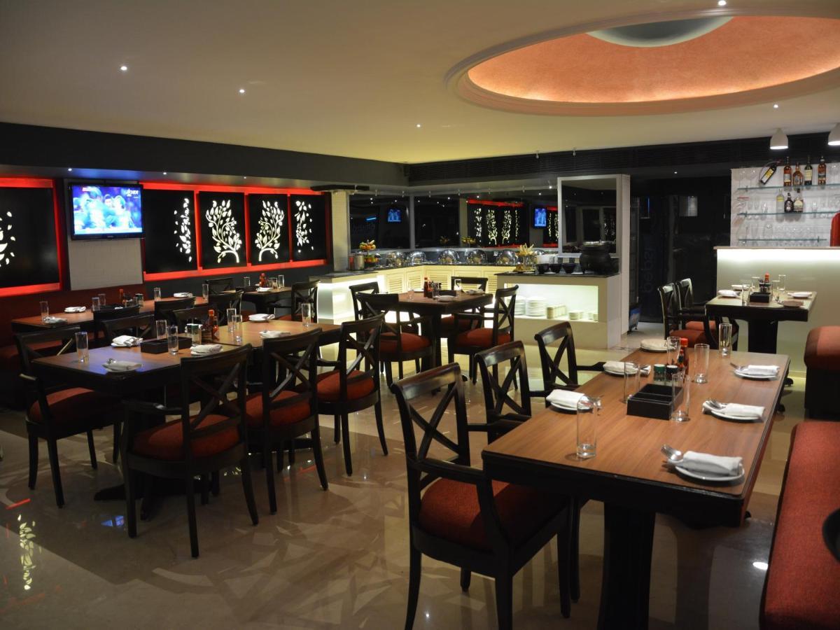 Hotel The Sonnet Jamshedpur Esterno foto
