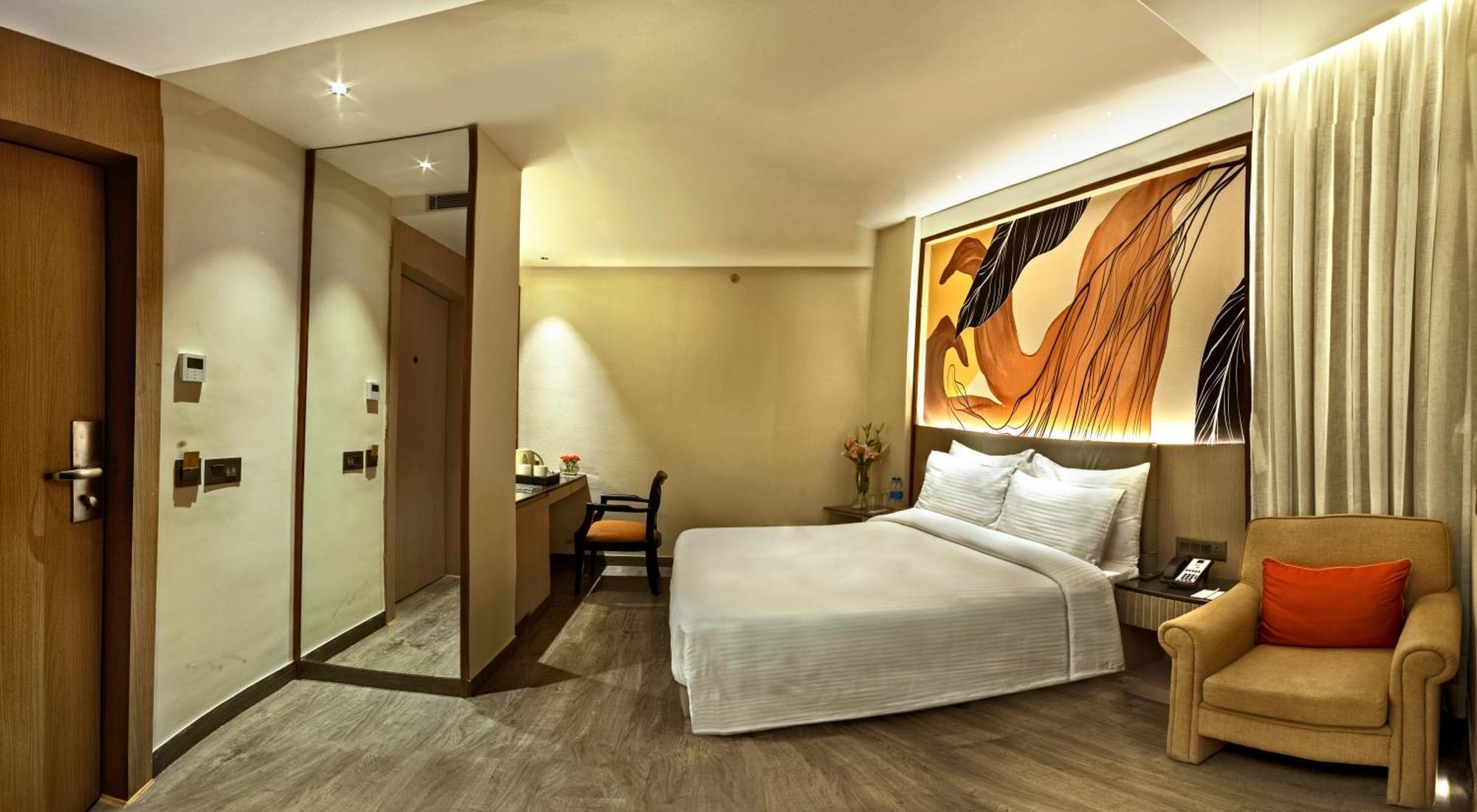Hotel The Sonnet Jamshedpur Esterno foto