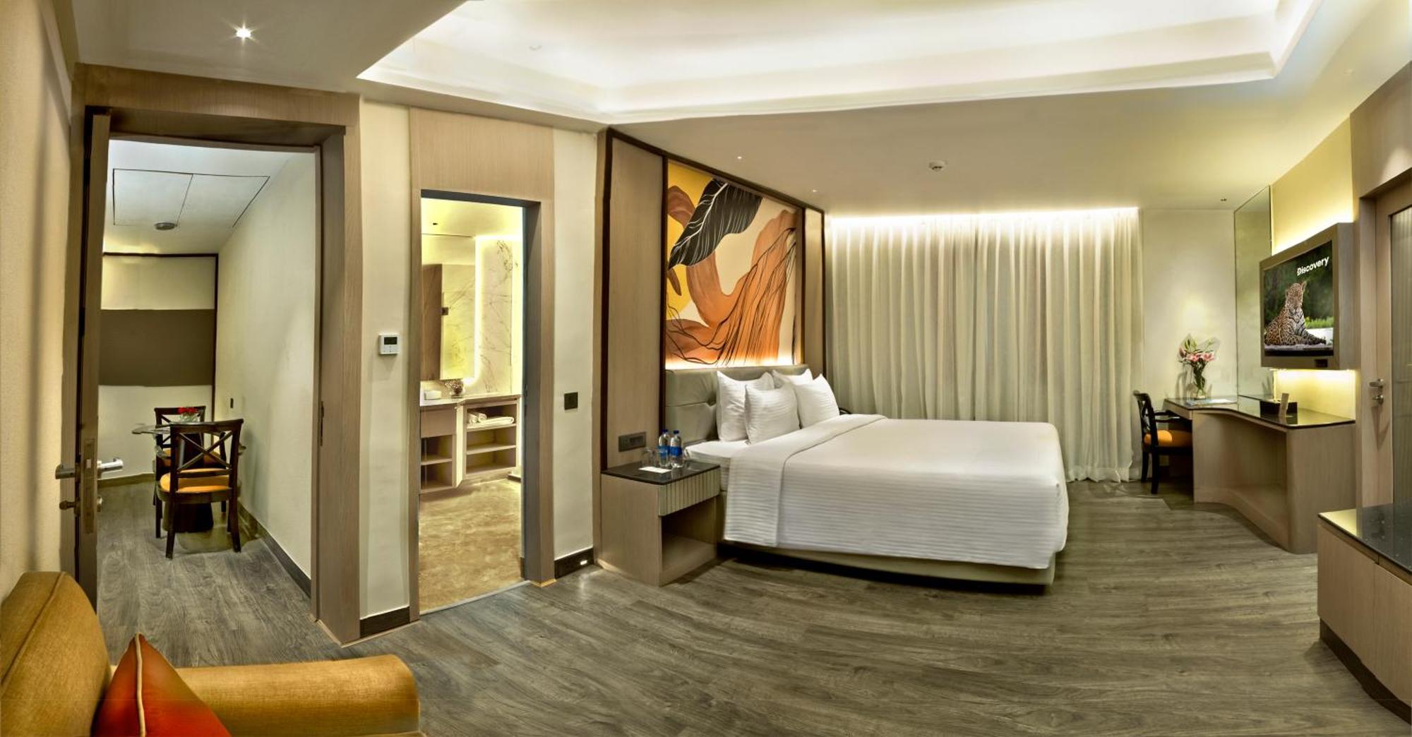 Hotel The Sonnet Jamshedpur Esterno foto