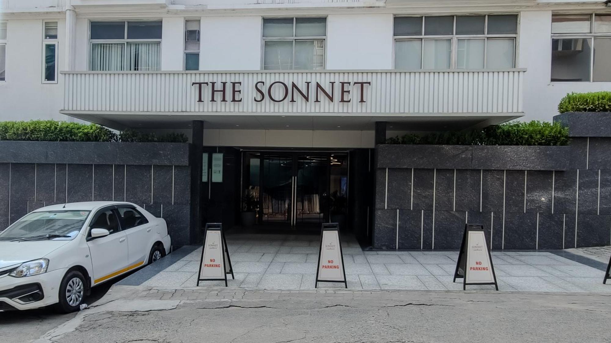 Hotel The Sonnet Jamshedpur Esterno foto