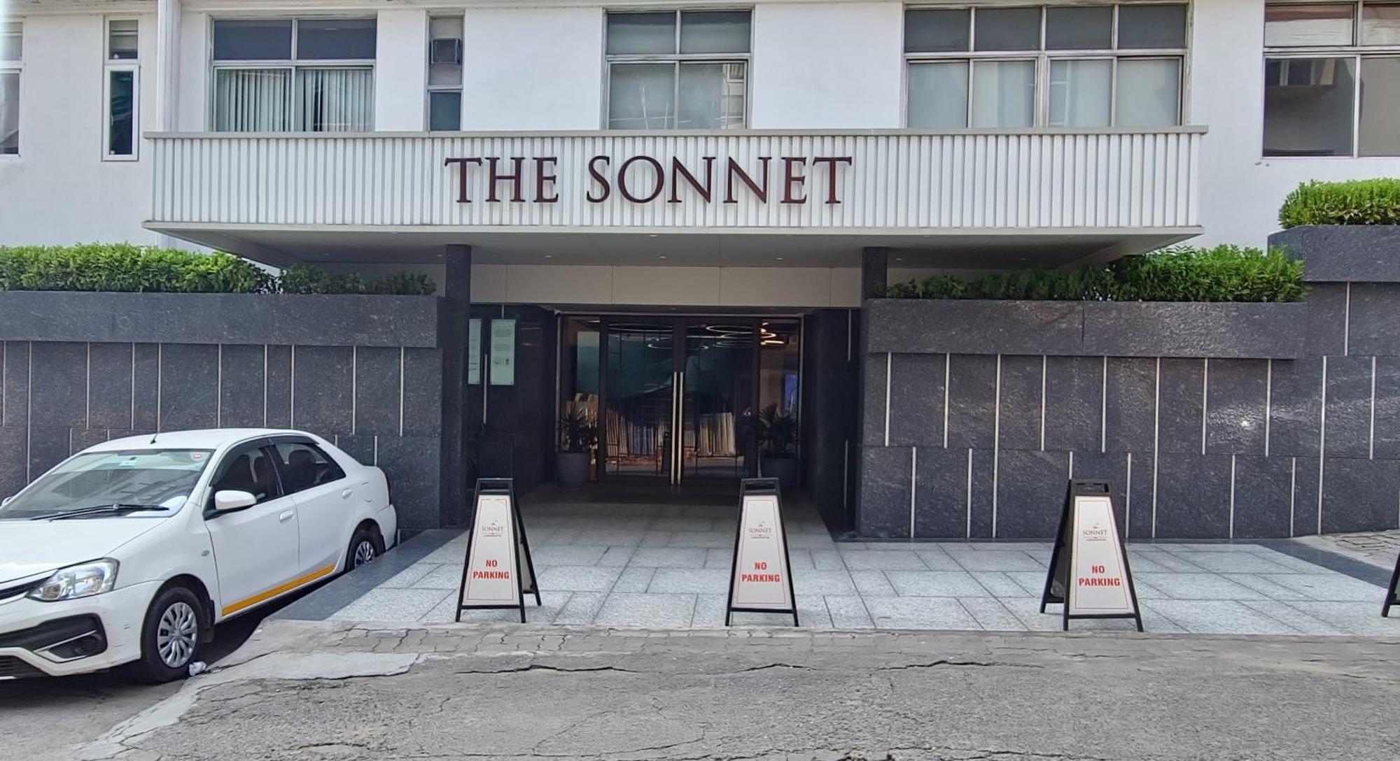 Hotel The Sonnet Jamshedpur Esterno foto